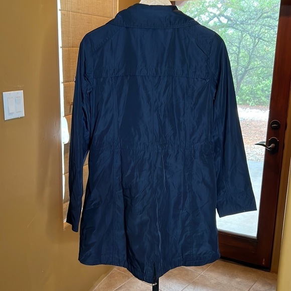 Michael Kors Trench Coat Navy Blue with Purple Lining & Gold Hardware Size Small - Picture 12 of 15